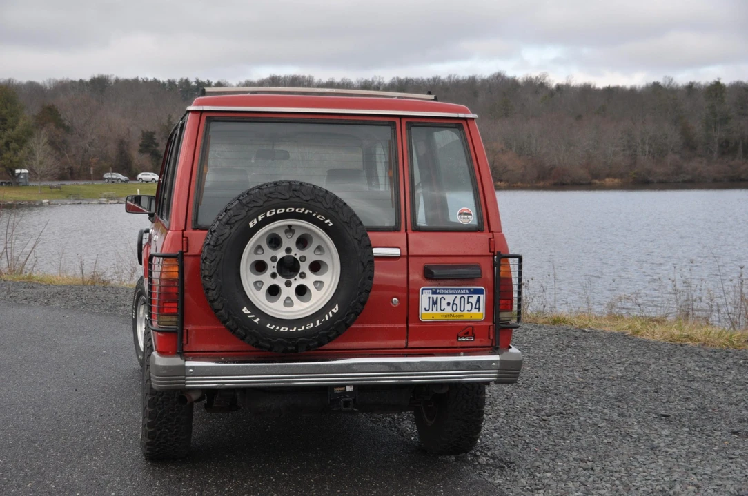 1989 Isuzu Trooper - Image 8 of 31