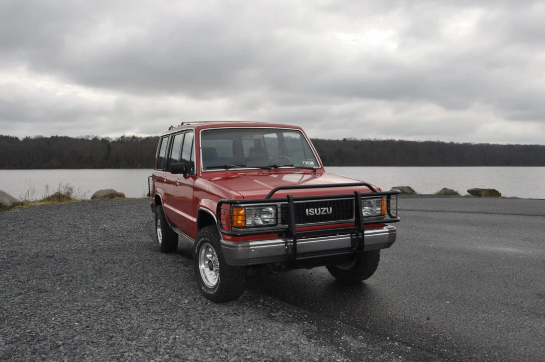 1989 Isuzu Trooper - Image 17 of 31