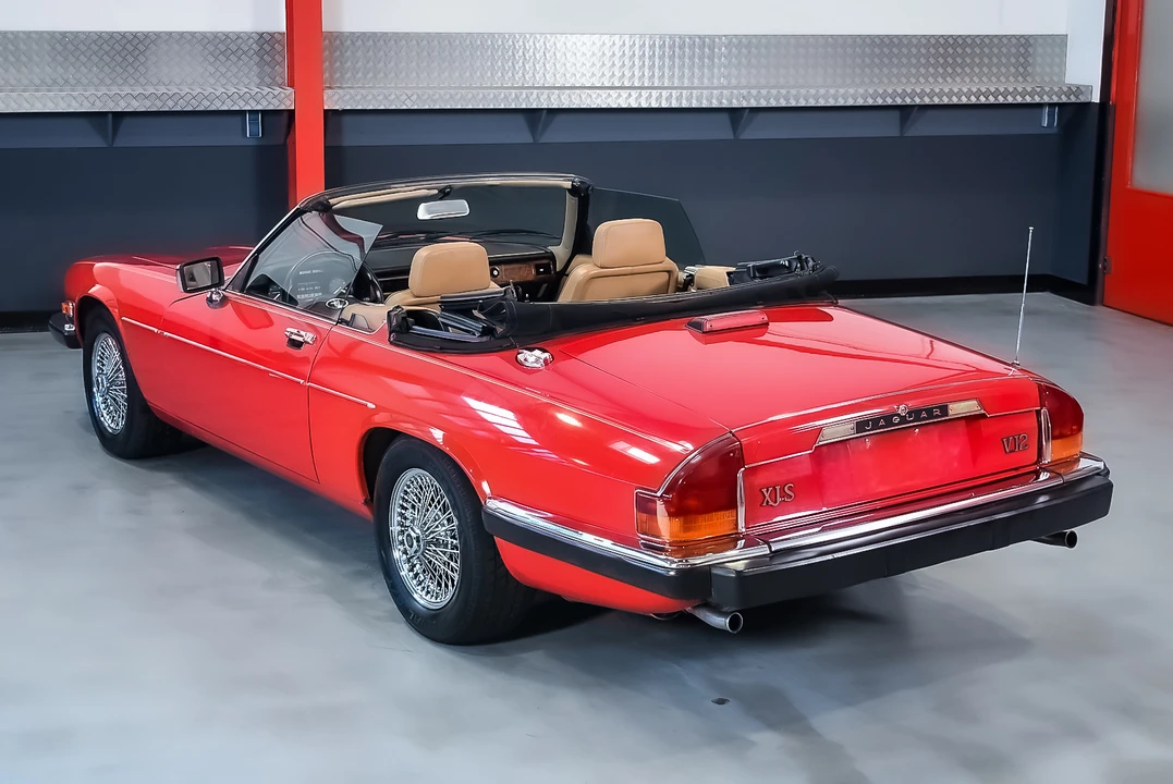 1989 Jaguar XJS Convertible - Image 10 of 31