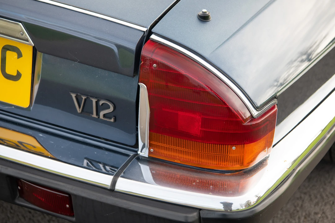 1989 Jaguar XJS Convertible - Image 19 of 31