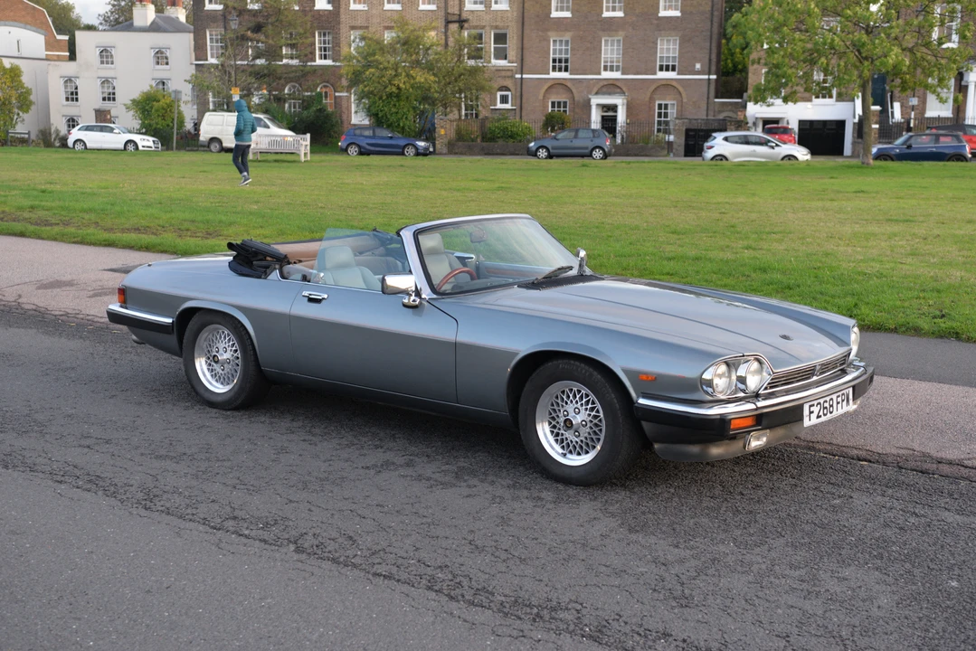 1989 Jaguar XJS Convertible - Image 2 of 31