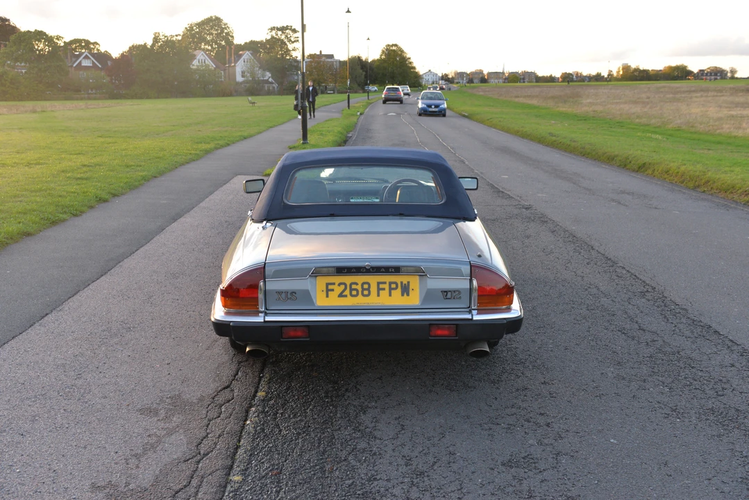 1989 Jaguar XJS Convertible - Image 10 of 31