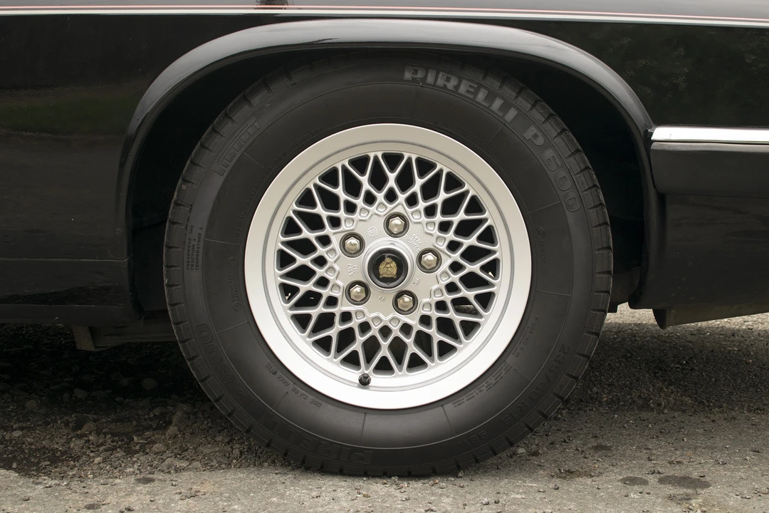 1989 Jaguar XJS Pre-Facelift V12 - Image 9 of 31