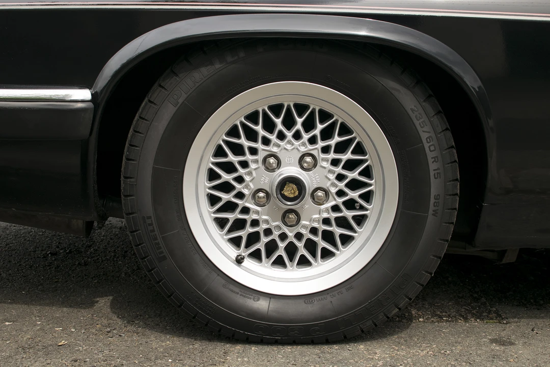 1989 Jaguar XJS Pre-Facelift V12 - Image 10 of 31