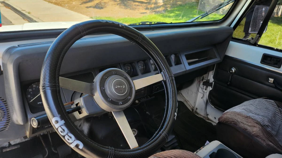 1989 Jeep YJ Wrangler - Image 6 of 17