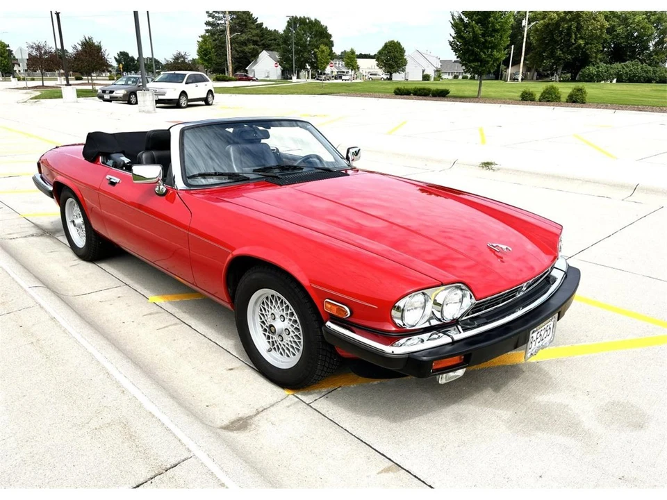 1989 Jaguar XJS Convertible - Image 2 of 31