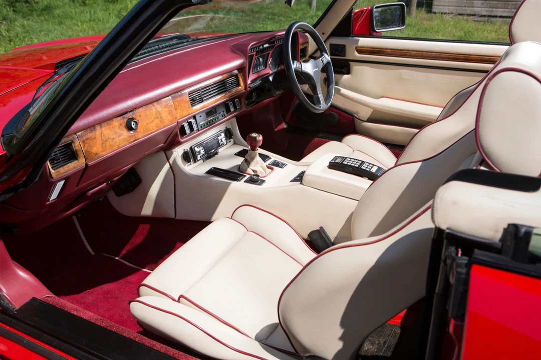 1989 Jaguar XJS Convertible - Image 10 of 29