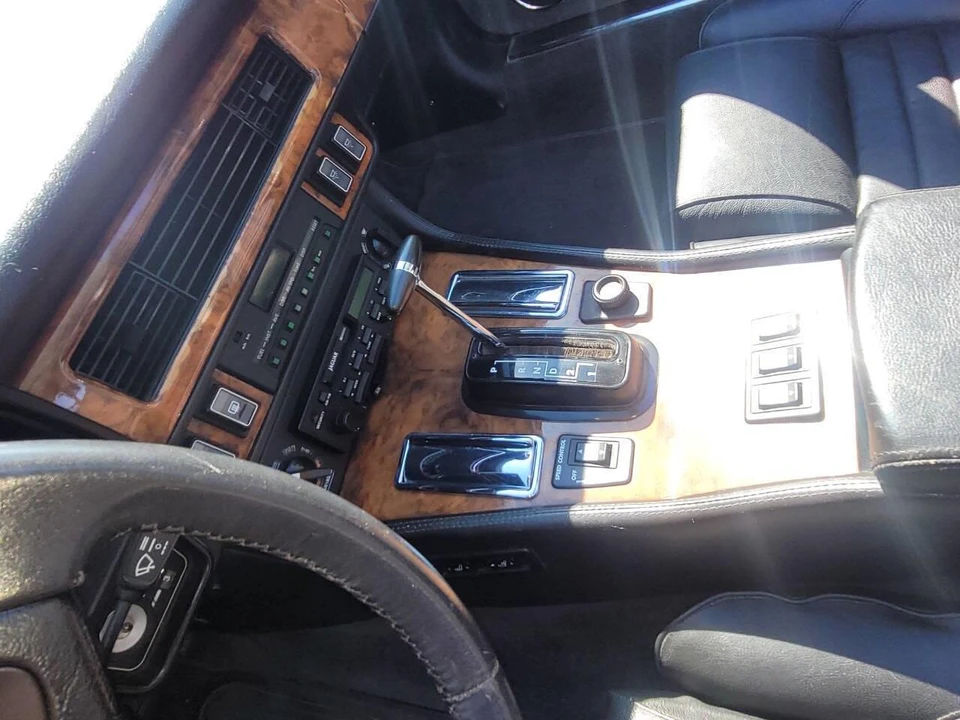 1989 Jaguar S-Type 1st Gen - Image 9 of 17