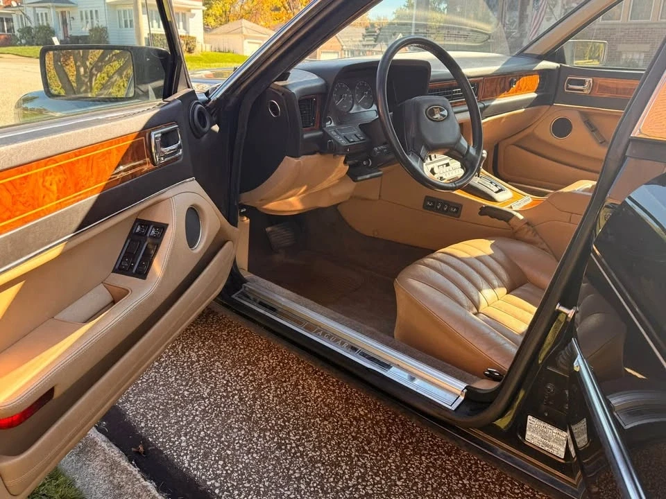 1989 Jaguar XJ40 XJ - Image 6 of 9