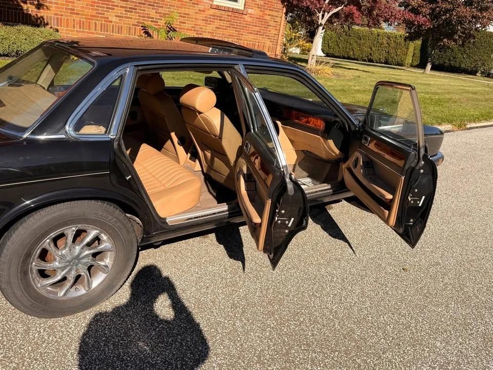 1989 Jaguar XJ40 XJ - Image 2 of 9