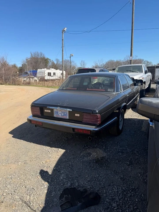1989 Jaguar XJ - Image 2 of 11