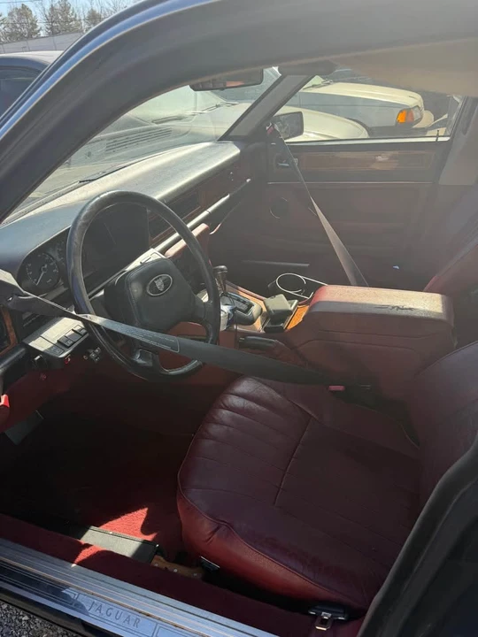 1989 Jaguar XJ - Image 5 of 11