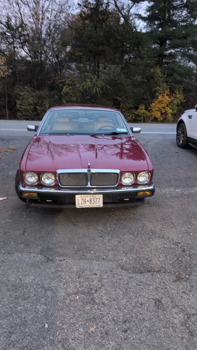 1989 Jaguar XJ40 XJ - Image 3 of 12