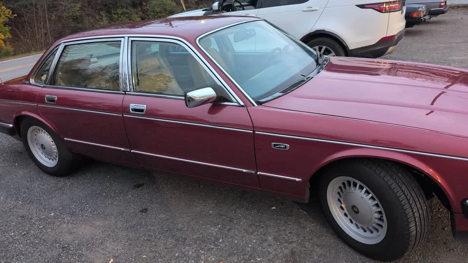 1989 Jaguar XJ40 XJ - Image 2 of 12