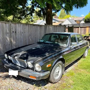 1989 Jaguar XJ Vanden Plas