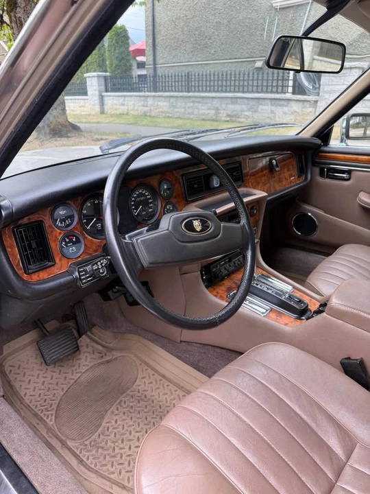 1989 Jaguar XJ40 XJ - Image 6 of 8