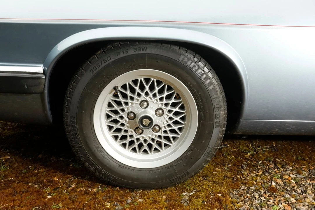 1989 Jaguar XJS - Image 25 of 30