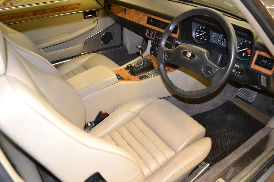 1989 Jaguar XJS Pre-Facelift AJ-6 - Image 3 of 3