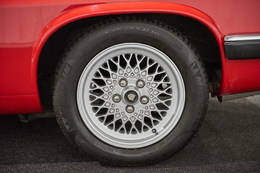 1989 Jaguar XJS Convertible - Image 29 of 30