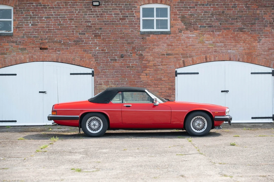 1989 Jaguar XJS Convertible - Image 8 of 30