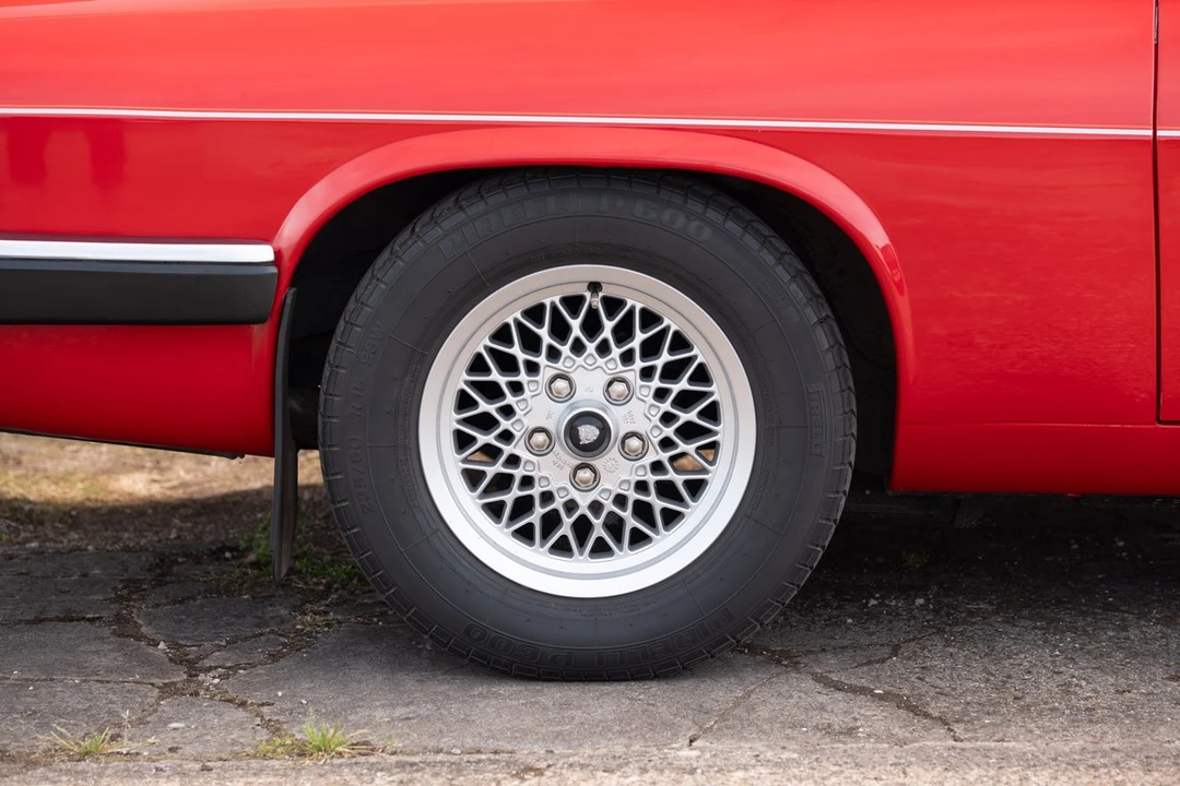 1989 Jaguar XJS Convertible - Image 19 of 30