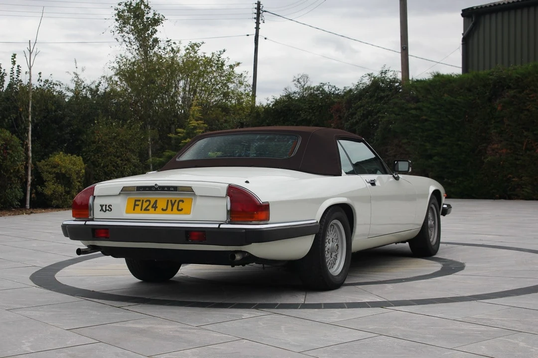 1989 Jaguar XJS Convertible - Image 19 of 30