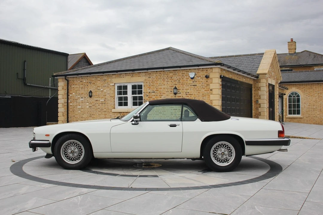 1989 Jaguar XJS Convertible - Image 27 of 30