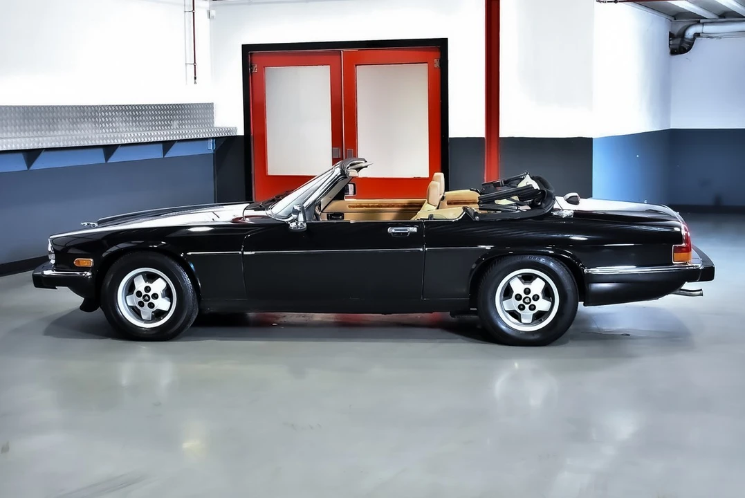 1989 Jaguar XJS Convertible - Image 16 of 30