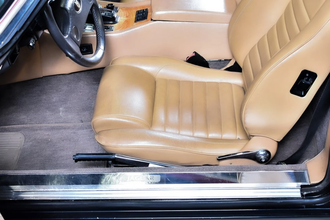 1989 Jaguar XJS Convertible - Image 25 of 30