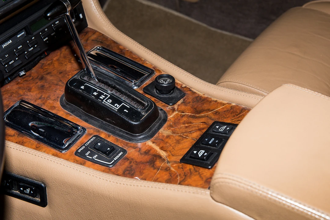 1989 Jaguar XJS Convertible - Image 15 of 31