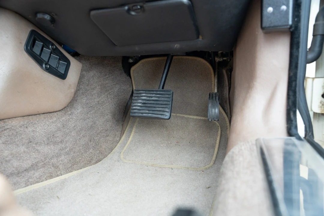 1989 Jaguar XJS Pre-Facelift V12 - Image 26 of 30