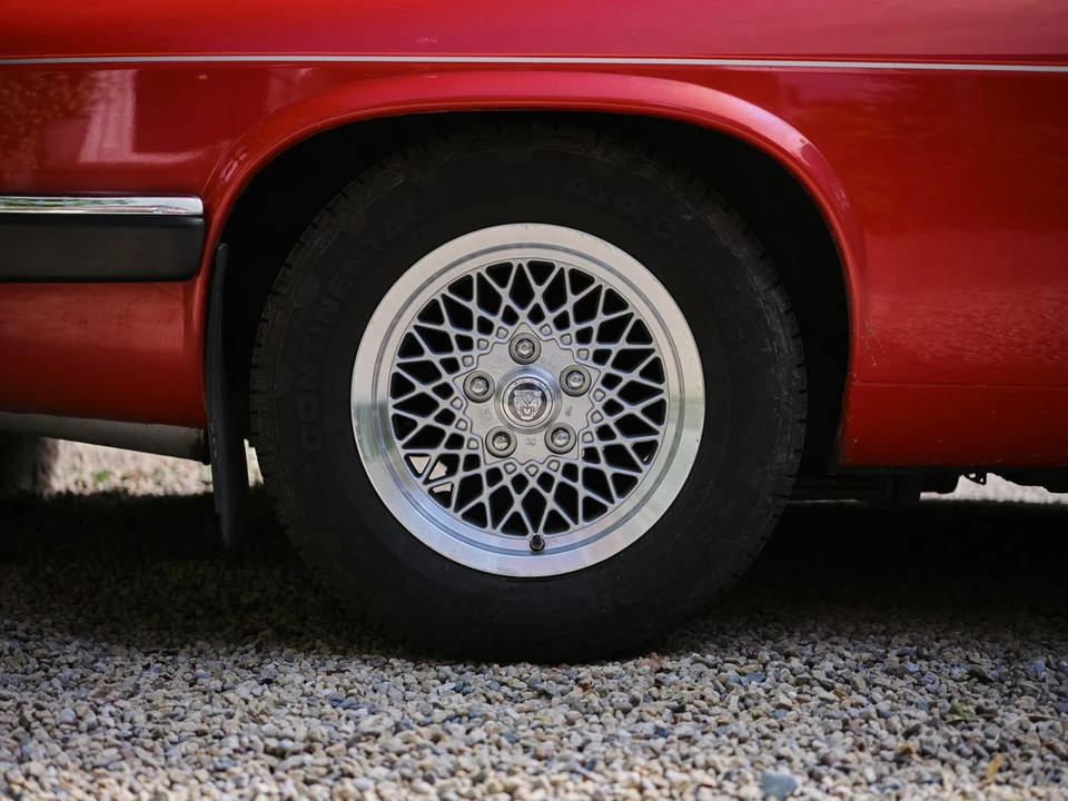 1989 Jaguar XJS Convertible - Image 24 of 30