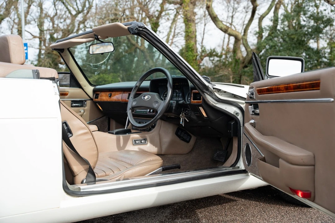1989 Jaguar XJS Pre-Facelift V12 - Image 17 of 30