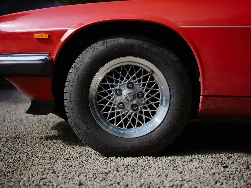 1989 Jaguar XJS Convertible - Image 17 of 30