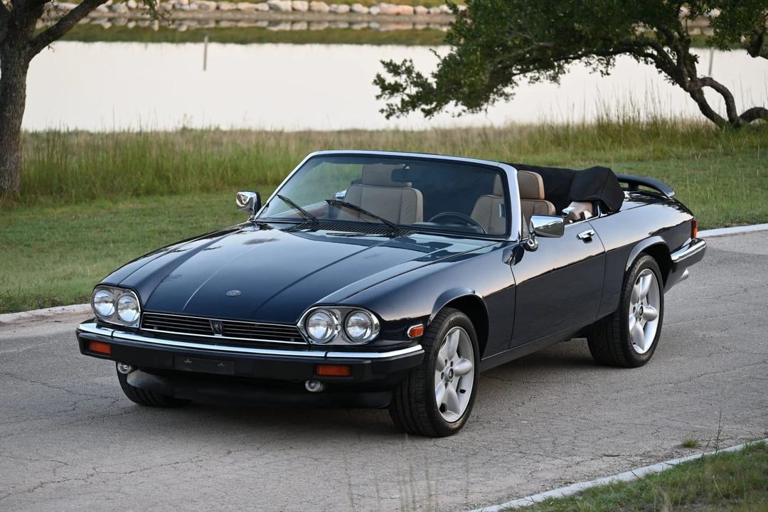 1989 Jaguar XJS Convertible - Image 2 of 31
