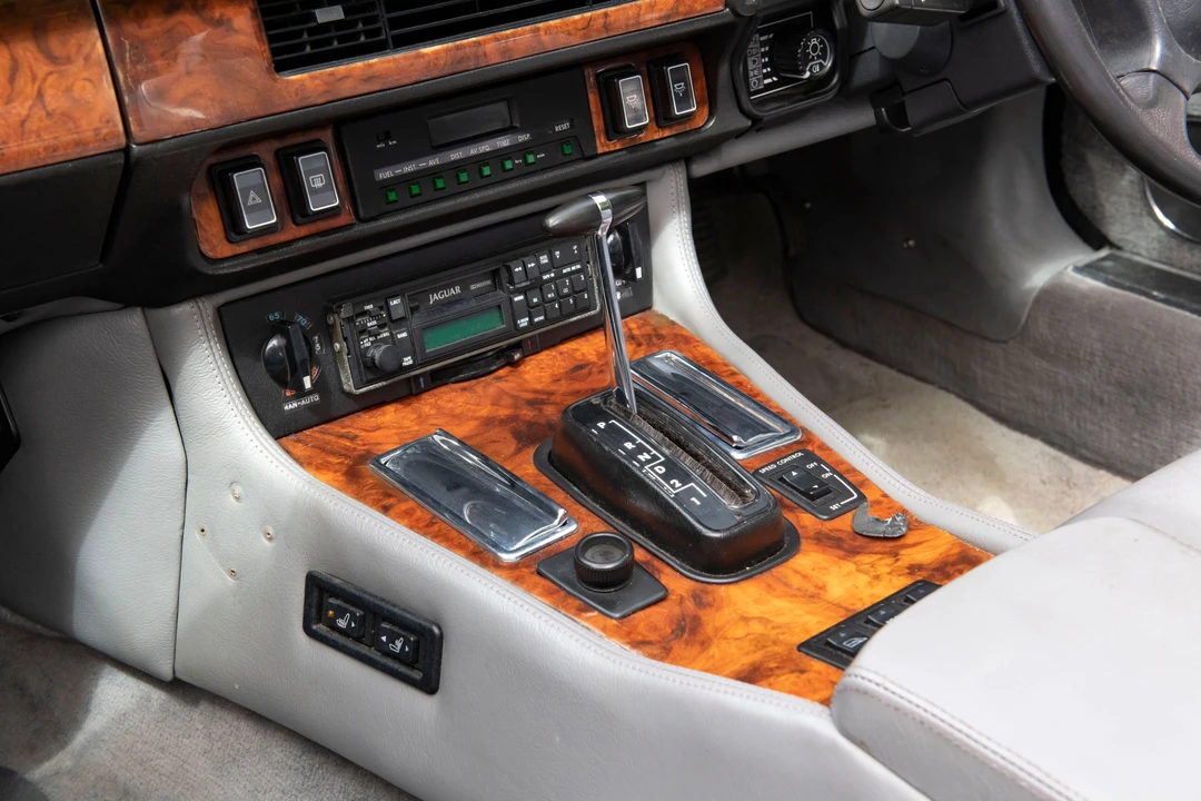 1989 Jaguar XJS Pre-Facelift V12 - Image 14 of 31