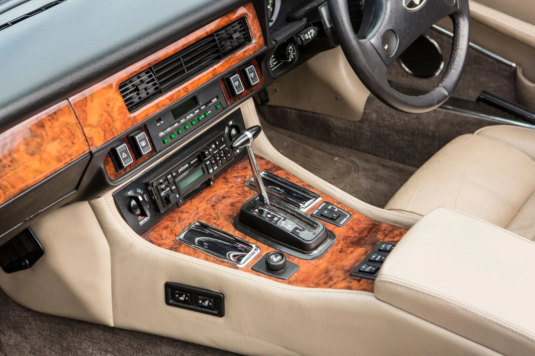 1989 Jaguar XJS Convertible - Image 6 of 14