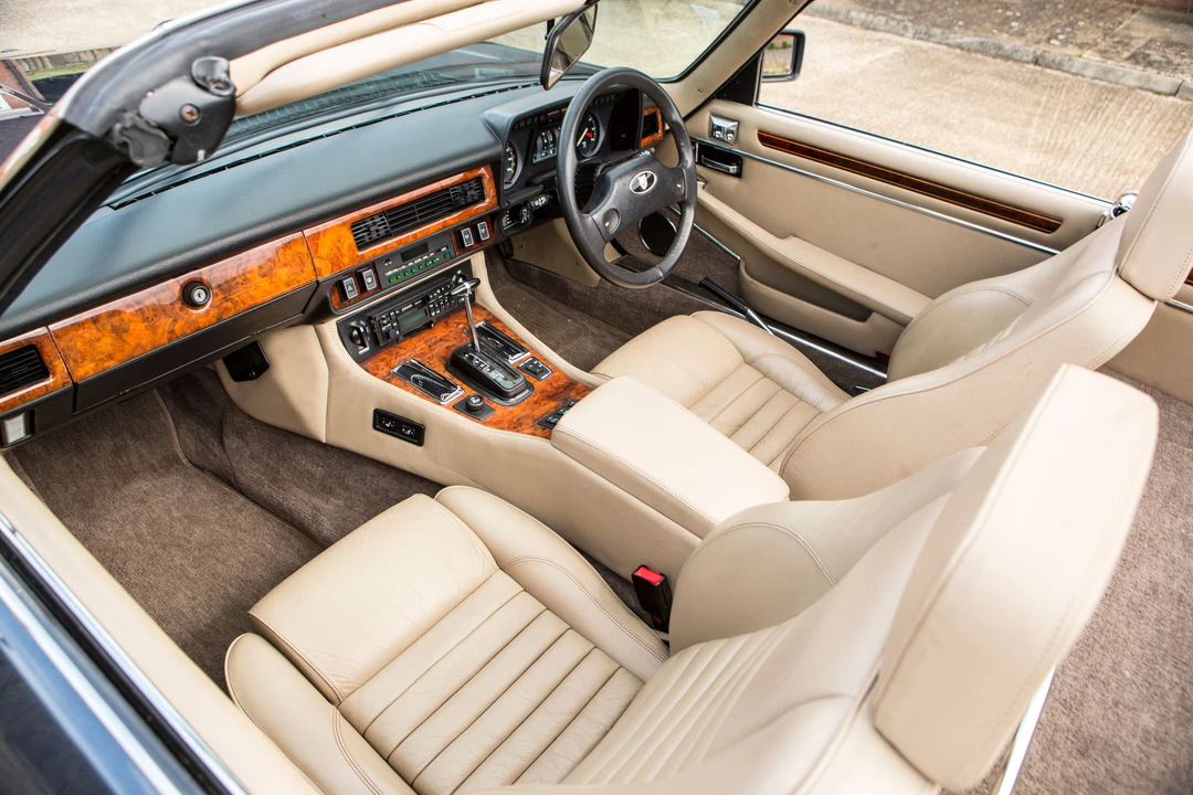 1989 Jaguar XJS Convertible - Image 7 of 14