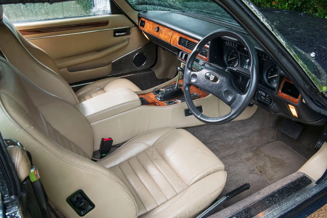 1989 Jaguar XJS Convertible - Image 13 of 21