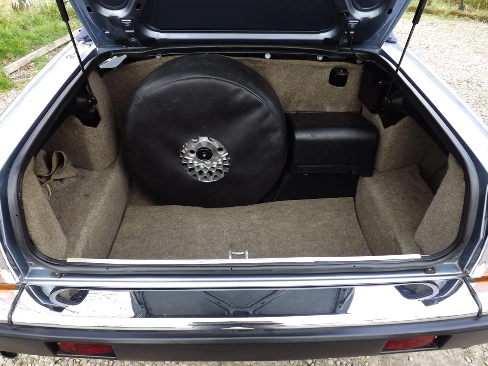 1989 Jaguar XJS Convertible - Image 10 of 31