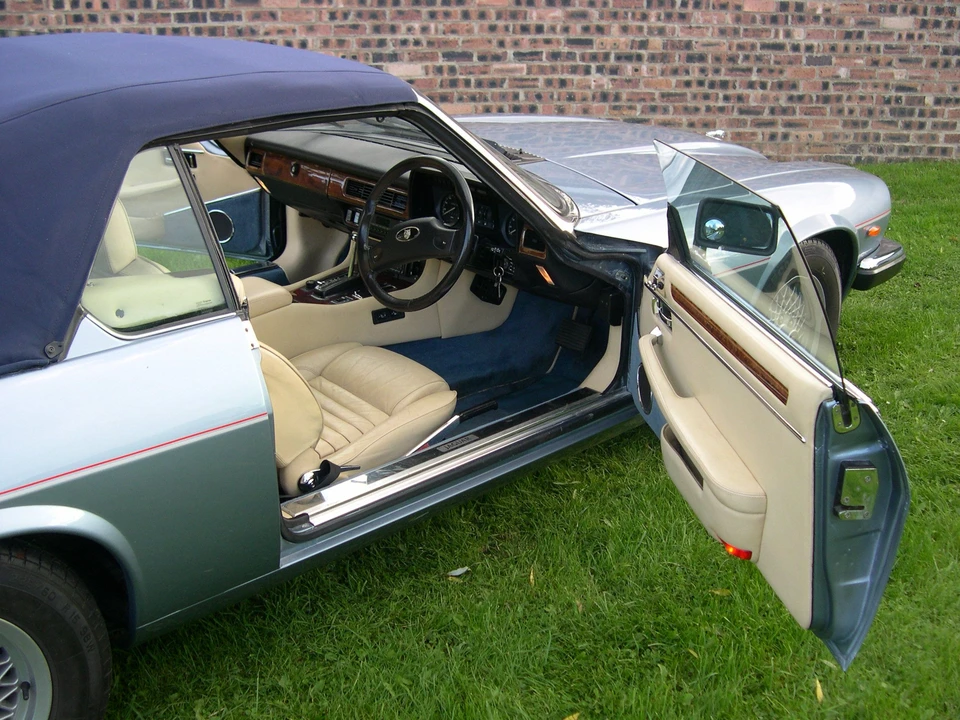 1989 Jaguar XJS Convertible - Image 23 of 31