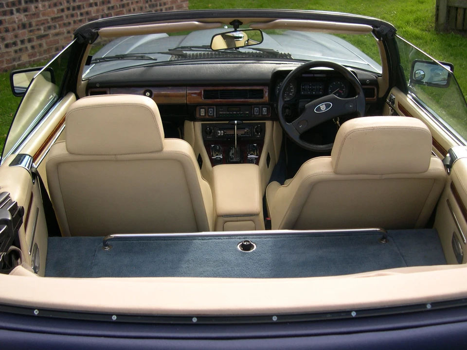 1989 Jaguar XJS Convertible - Image 19 of 31