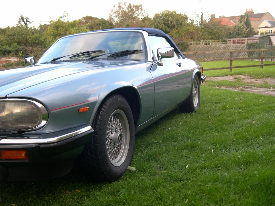 1989 Jaguar XJS Convertible - Image 2 of 31