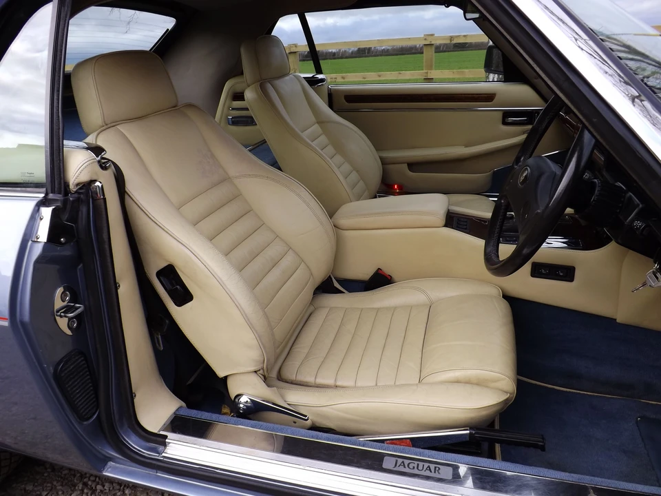 1989 Jaguar XJS Convertible - Image 12 of 31