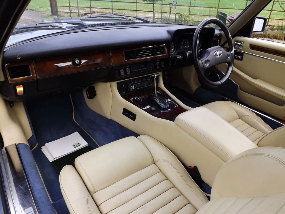 1989 Jaguar XJS Convertible - Image 13 of 31