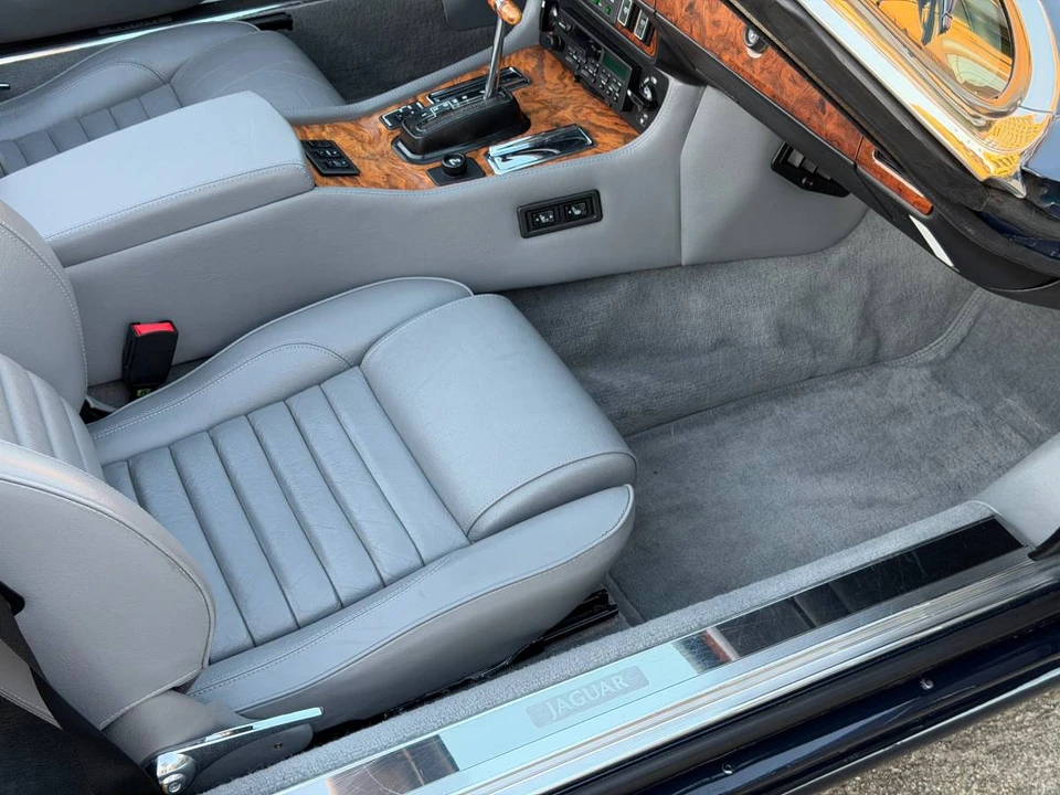1989 Jaguar XJS Convertible - Image 13 of 24