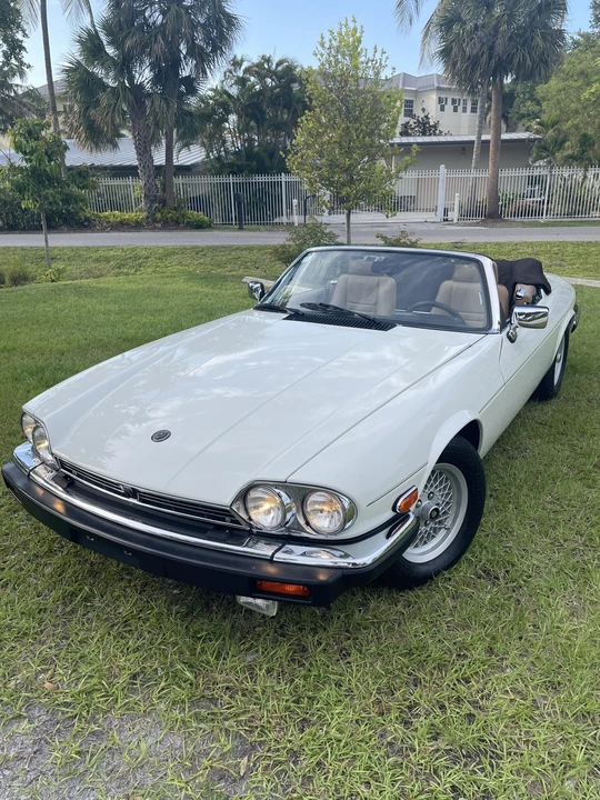 1989 Jaguar XJS Convertible - Image 2 of 31