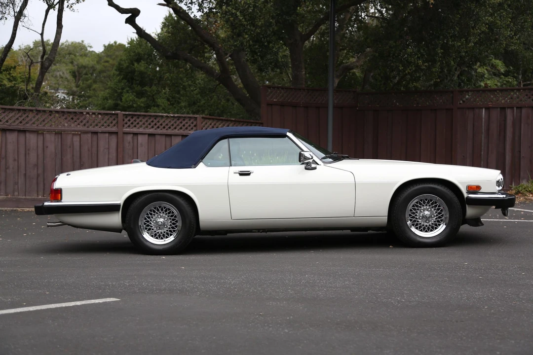 1989 Jaguar XJS Convertible - Image 8 of 31