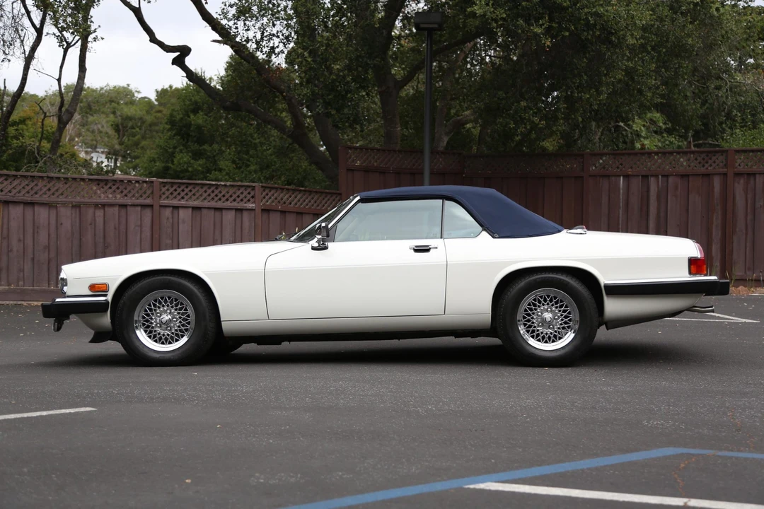 1989 Jaguar XJS Convertible - Image 14 of 31