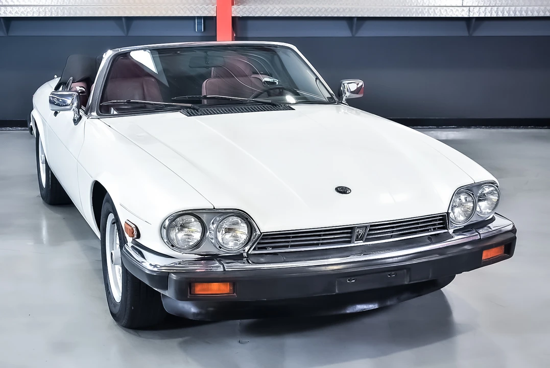 1989 Jaguar XJS Convertible - Image 14 of 31